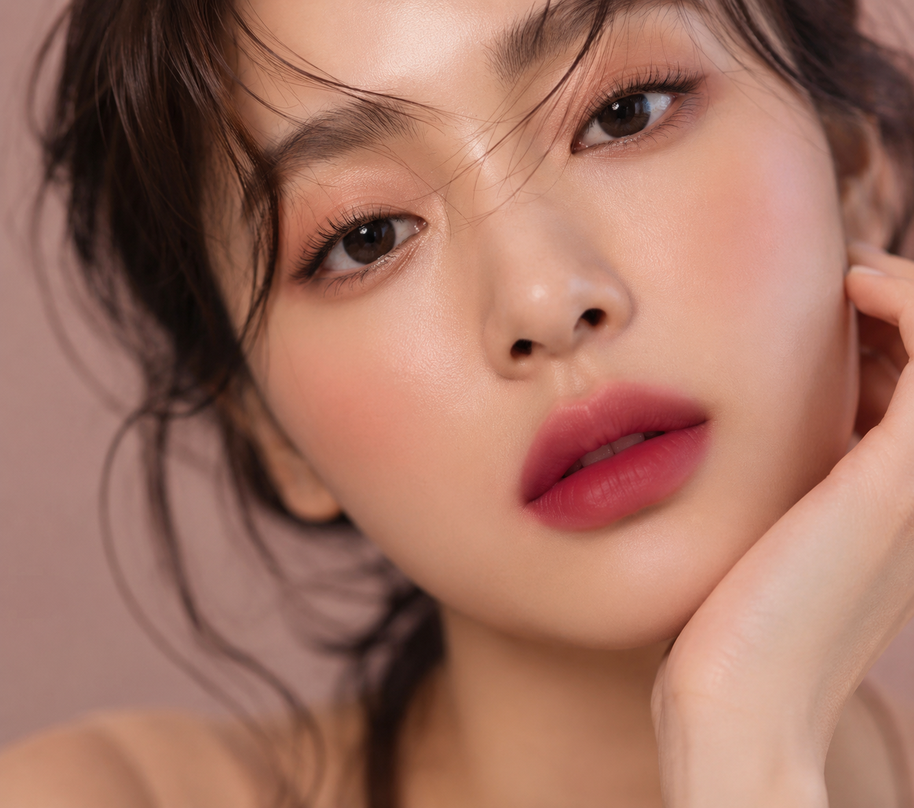 The Blurred Lip Trend: How to Create Soft, Diffused Lips That Last