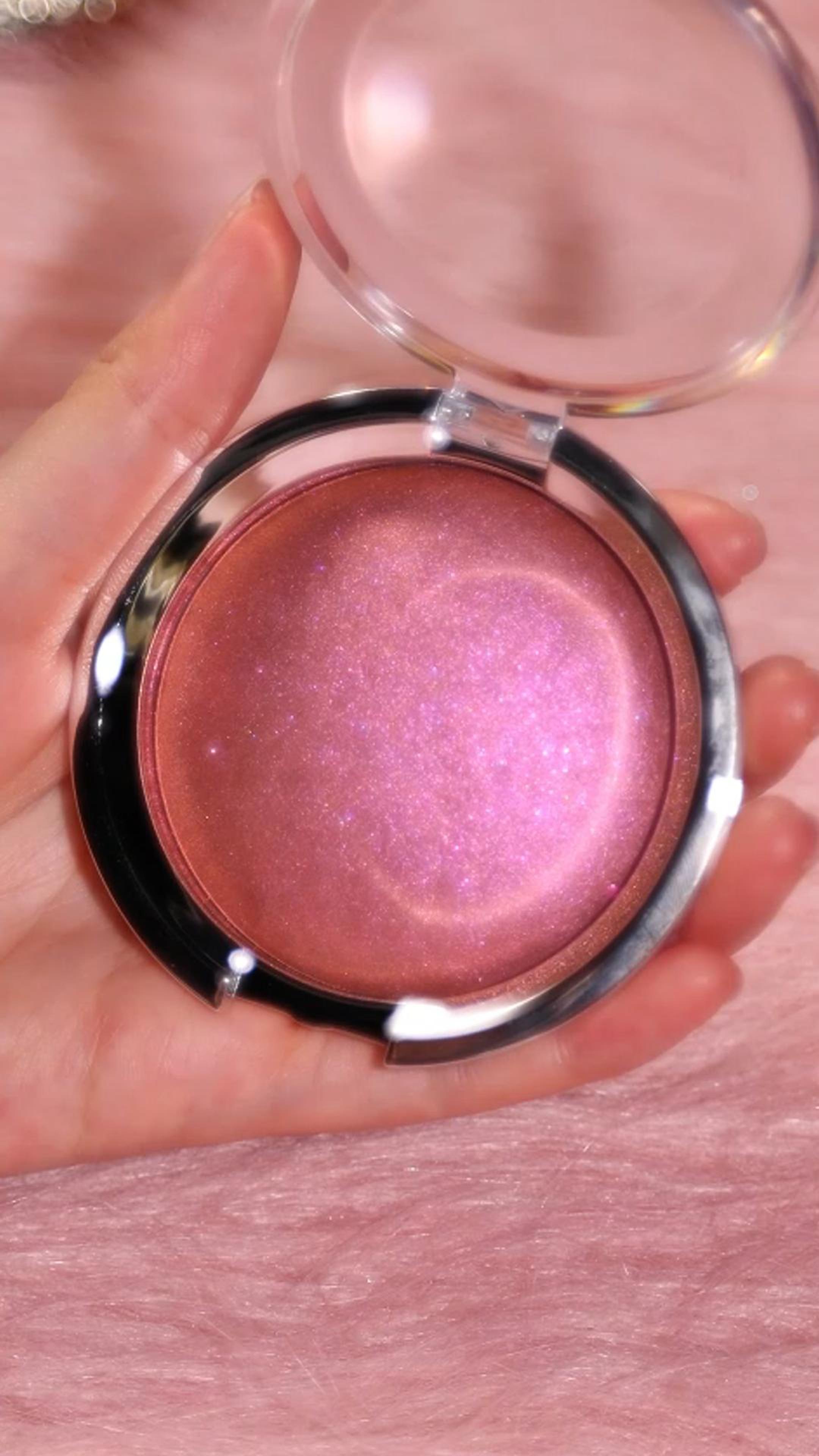DE’LANCI 10-Color Highlighter  – Multi-Dimensional Glow, Long-Lasting Shimmer for Face & Body